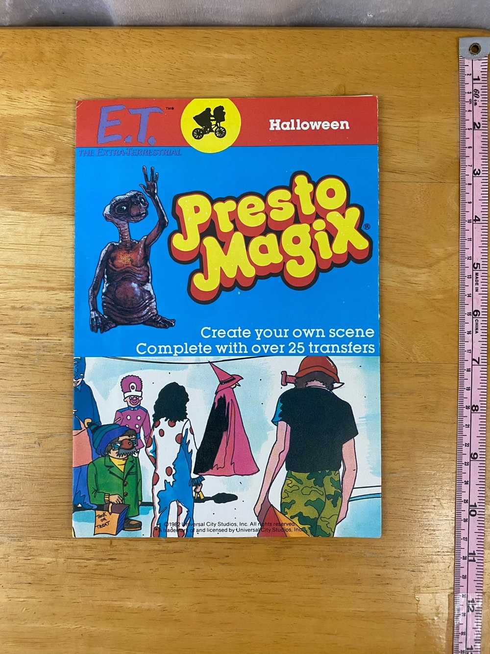Vintage 1982 ET the Extraterrestrial Presto Magix Halloween
